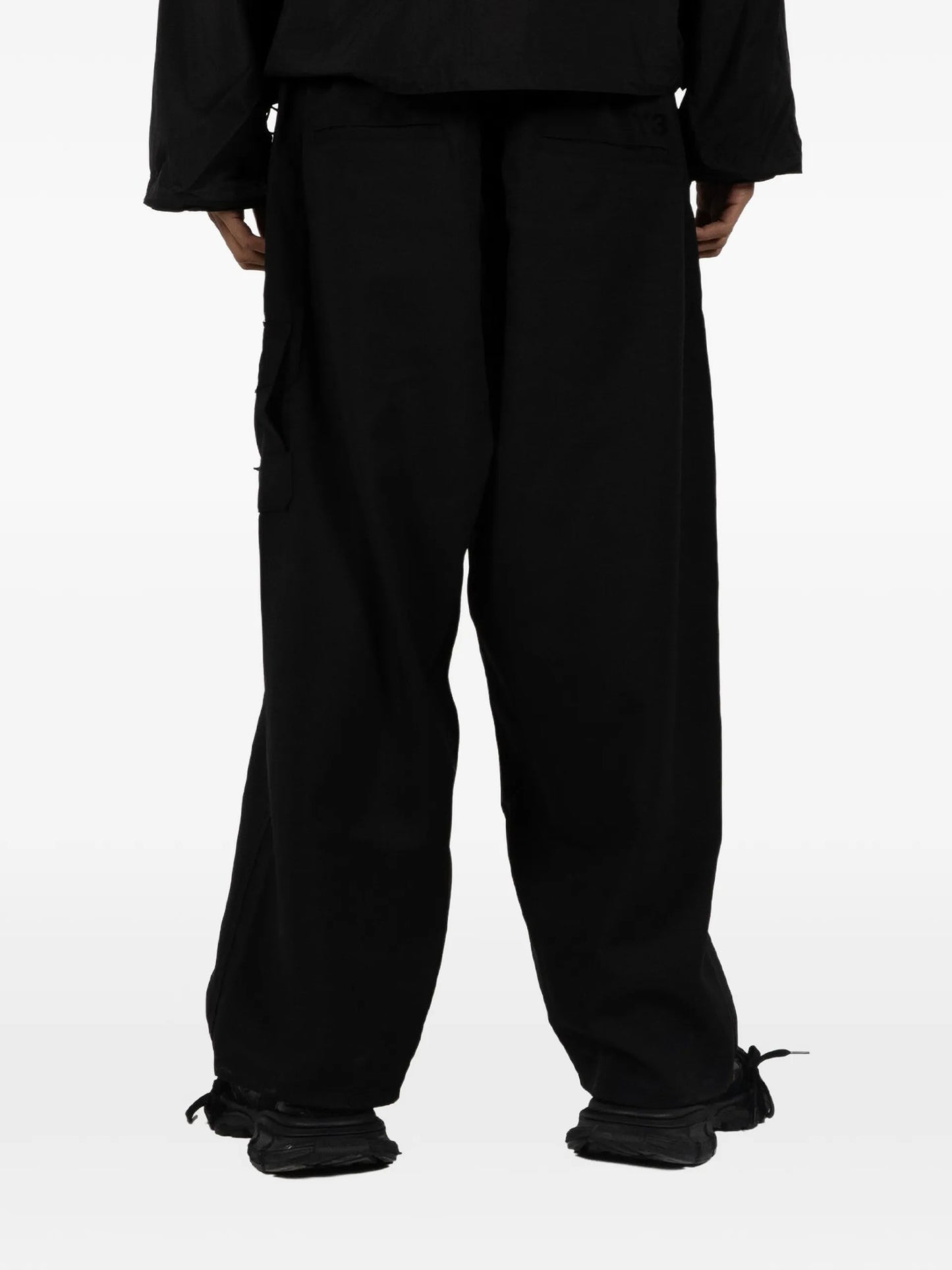 Y-3 Black Trousers KE3884 Vue 3