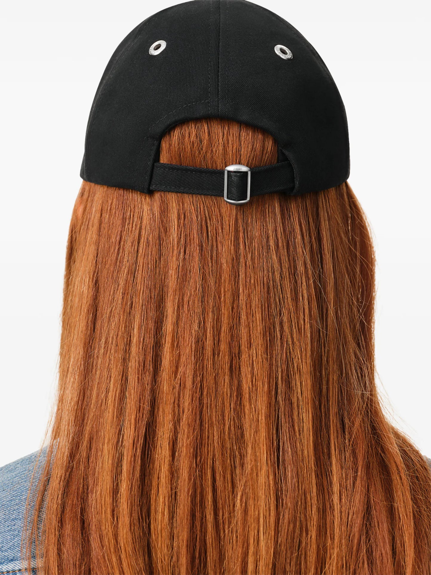 AMI Paris Embroidered Adjustable Hat E26BFUCP006AW0041 Vue 5