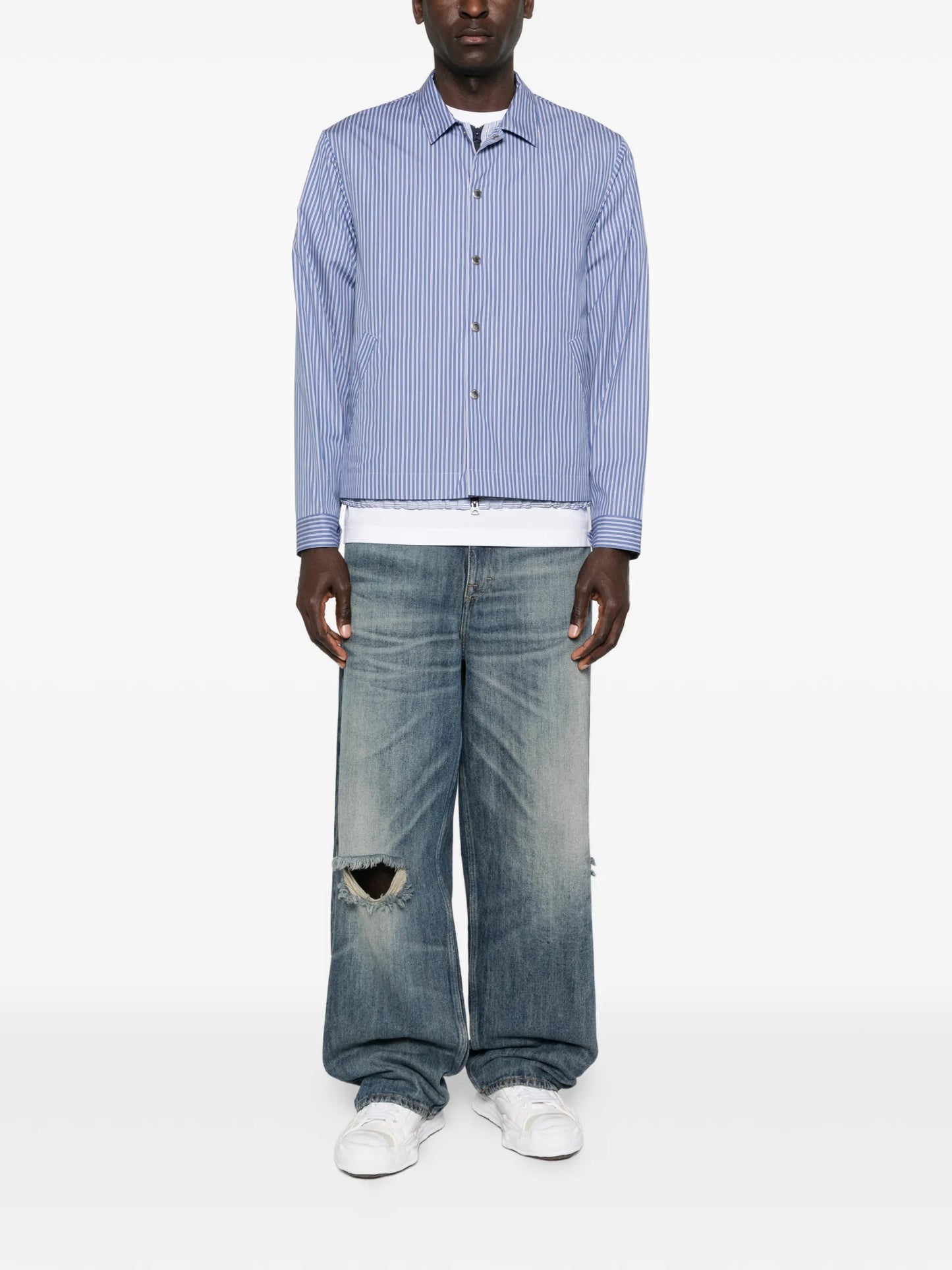 Sacai Striped Overshirt 03933M Vue 2