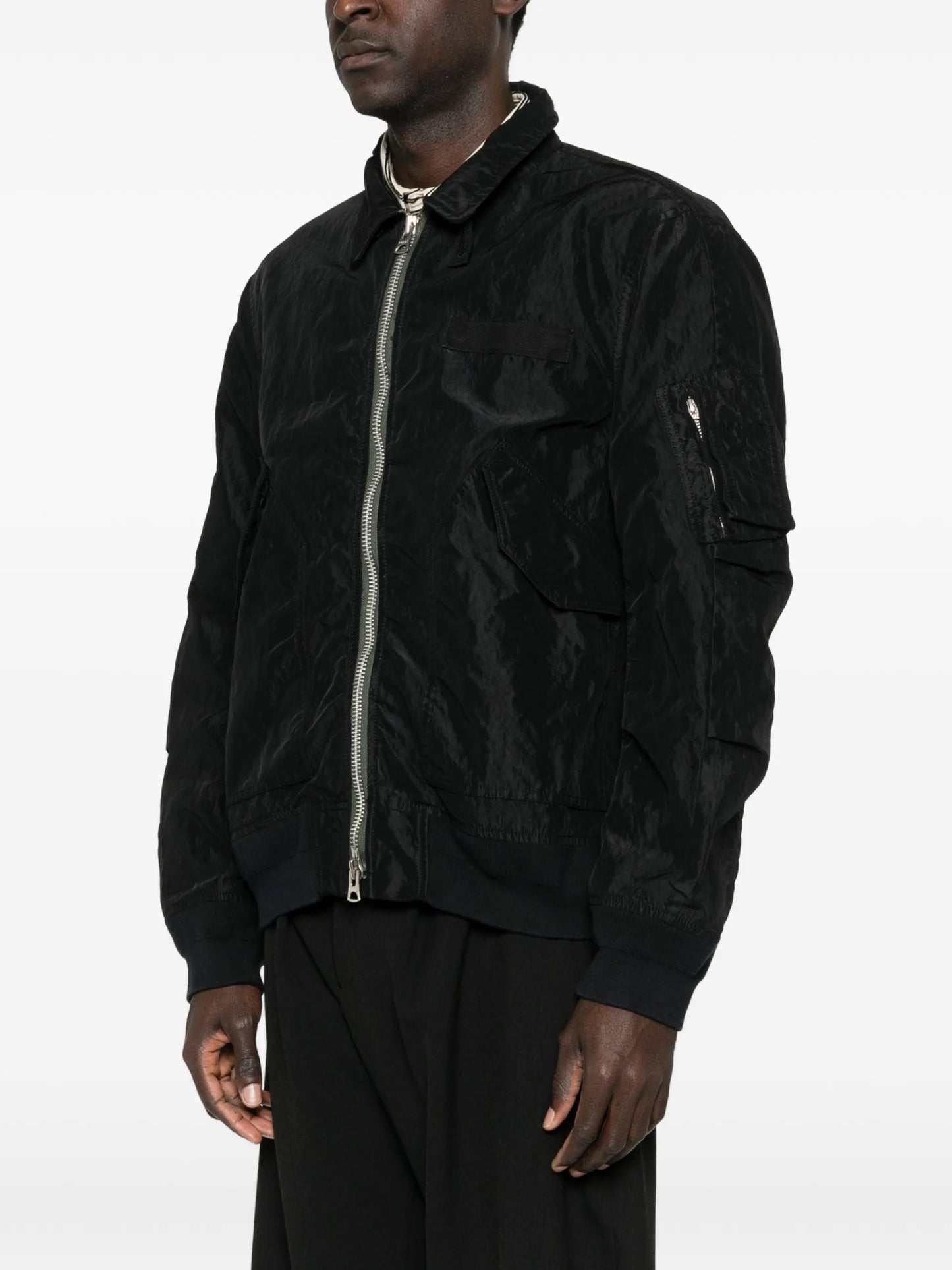 Sacai Zip-up Bomber Jacket 2603913M Vue 3