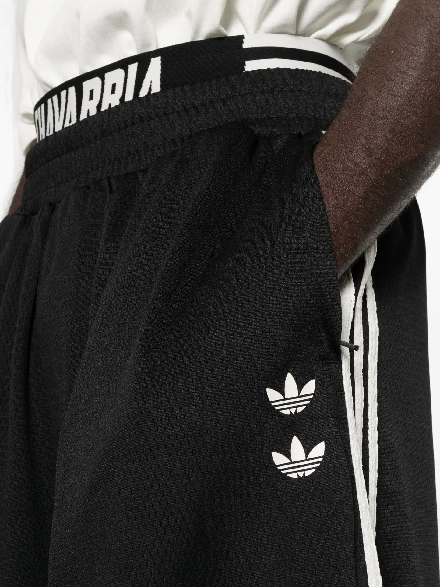 Adidas X Willy Chavarria Logo-embroidered Mesh Shorts - vue 5 - adidas