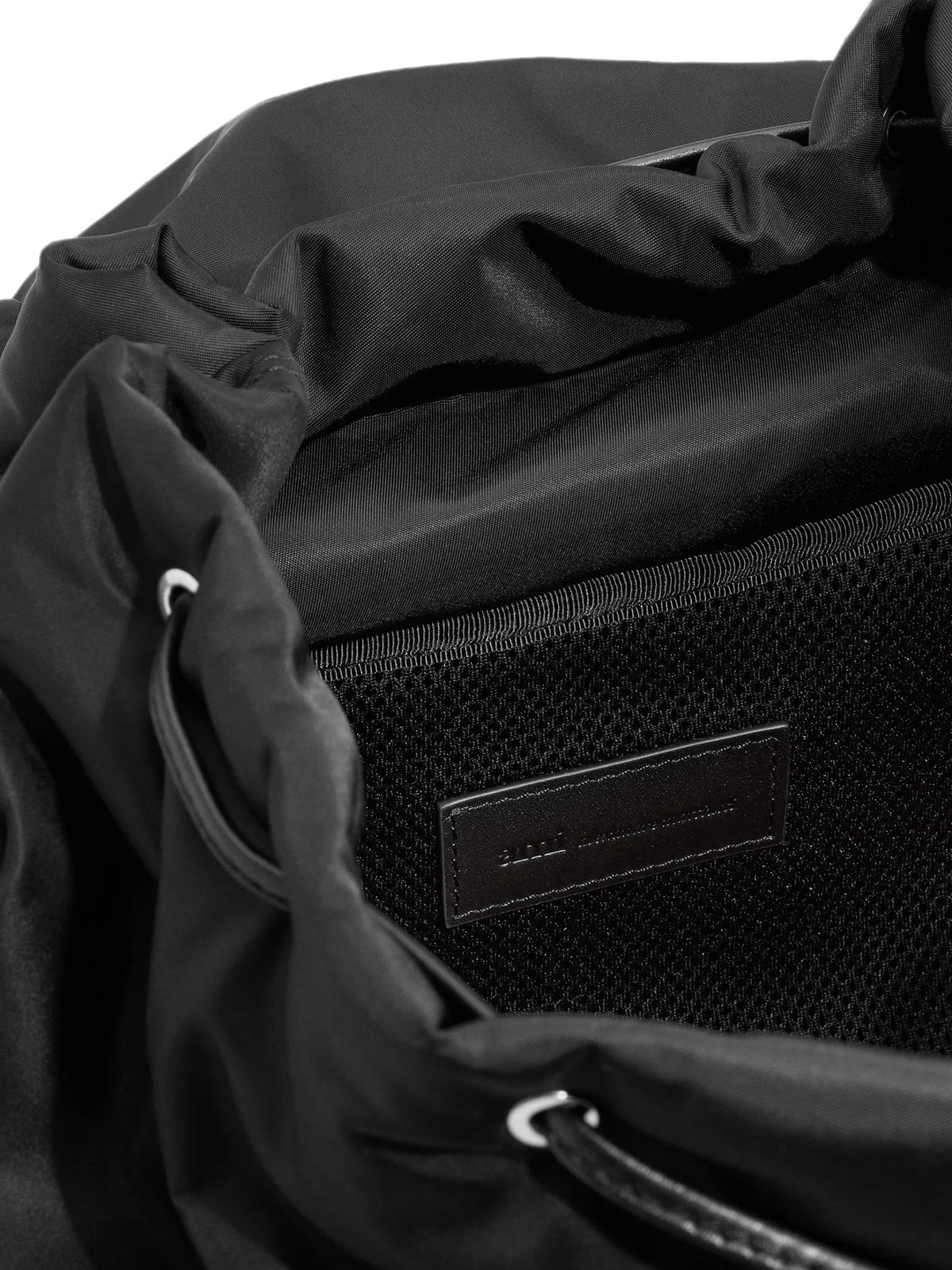 AMI Paris nylon Marcel flap backpack coloris Black - vue 6