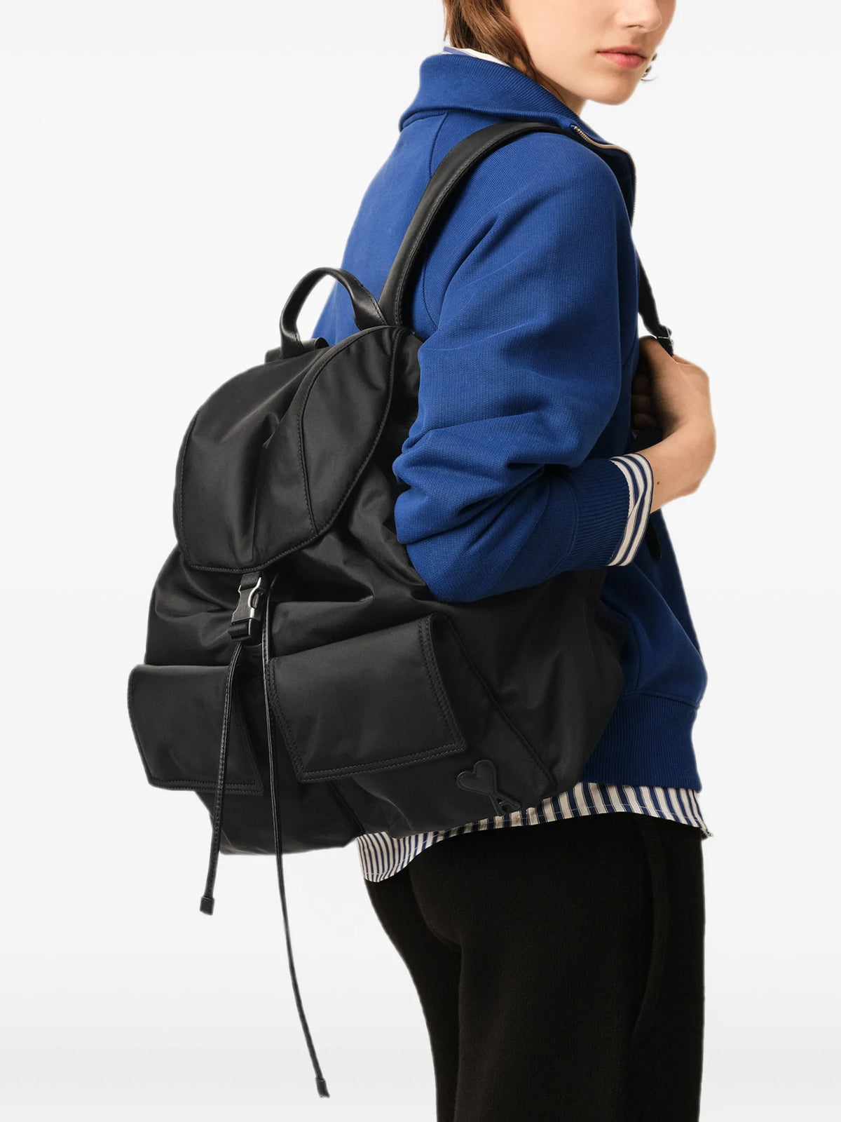 AMI Paris nylon Marcel flap backpack coloris Black - vue 3