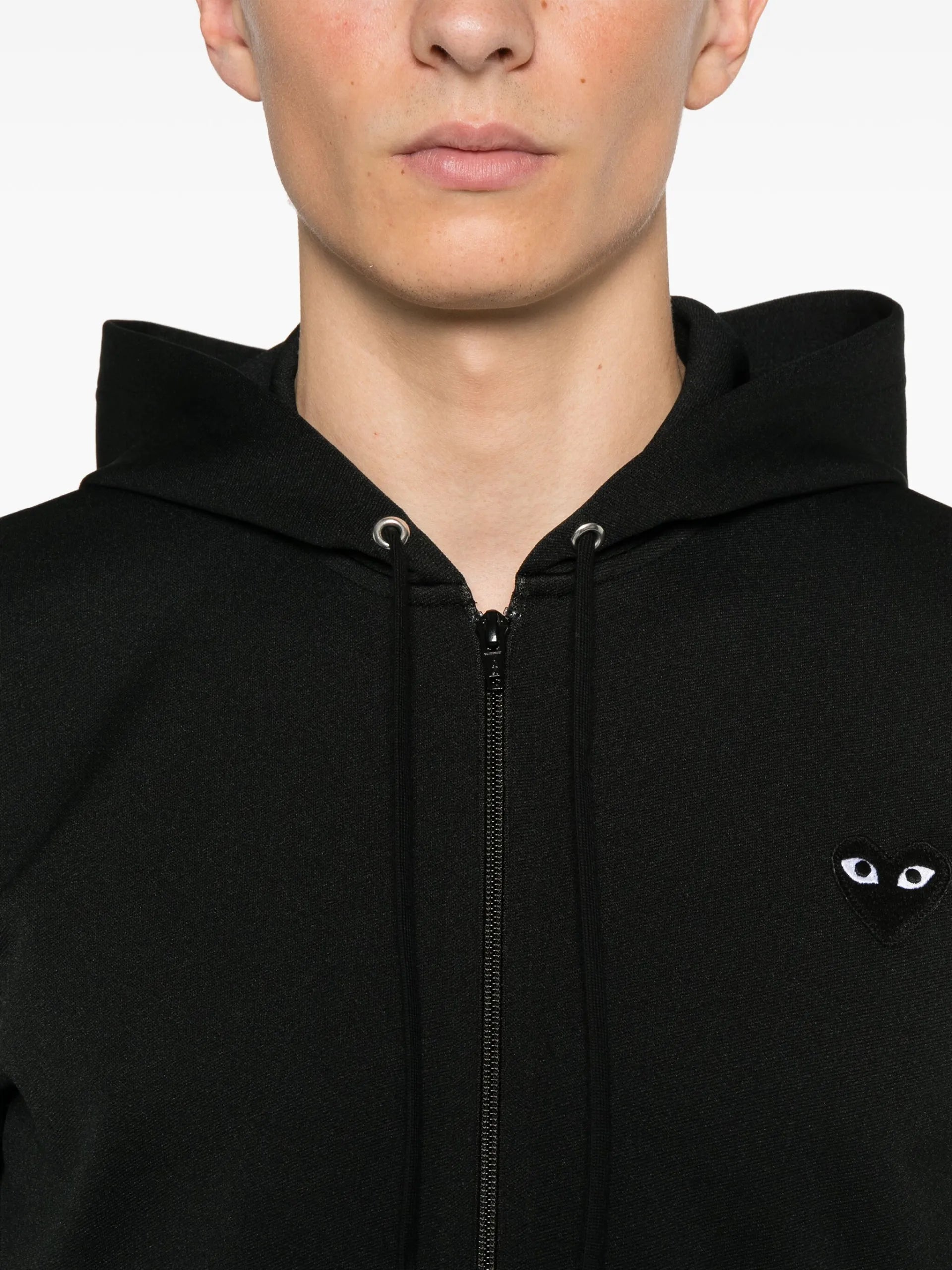 Comme Des Garçons Play Heart-patch Zip-up Hoodie AXT254051 Vue 5