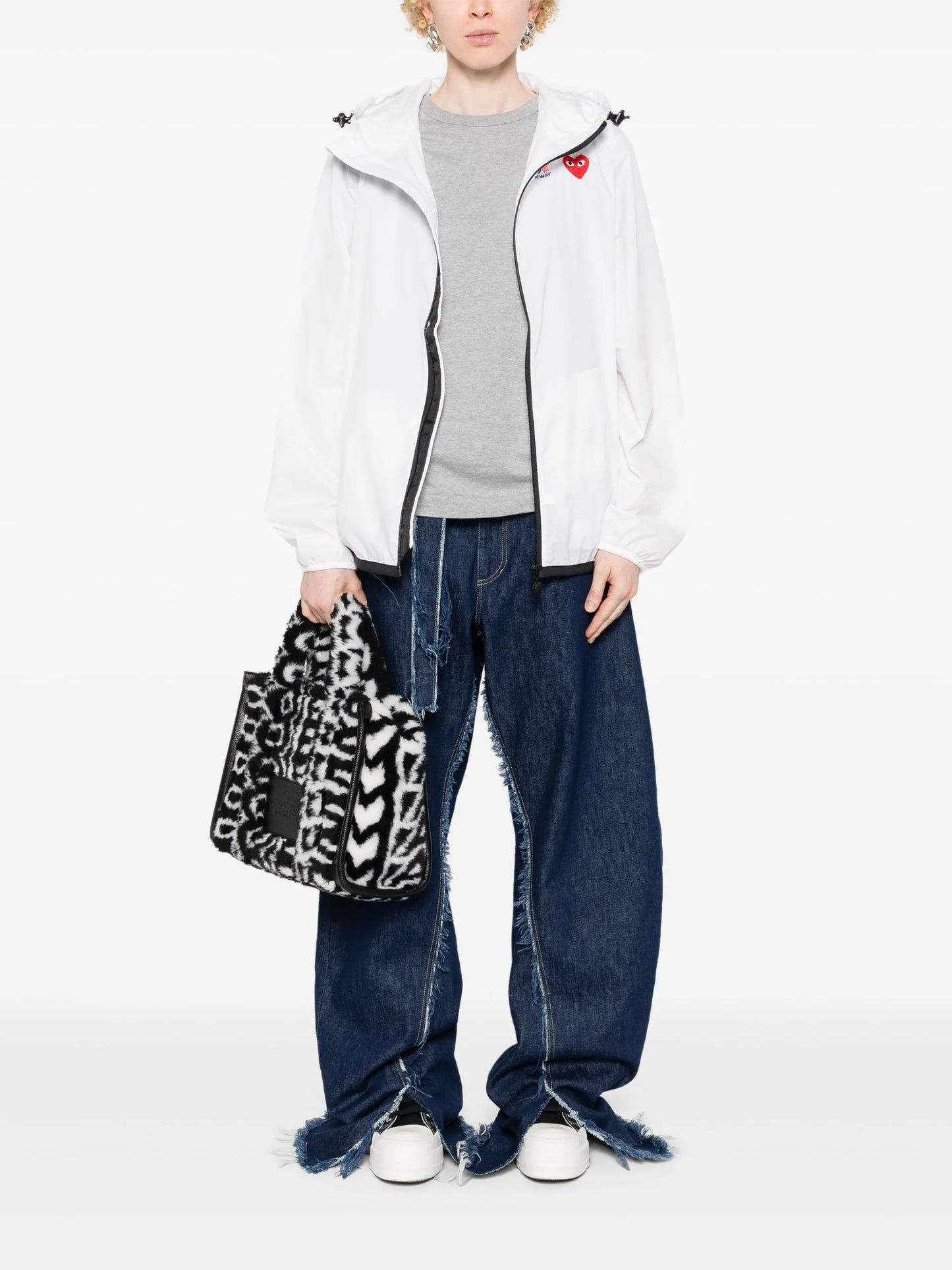 Comme Des Garçons Play X K-Way Heart-patch Lightweight Jacket AZJ501051 Vue 3