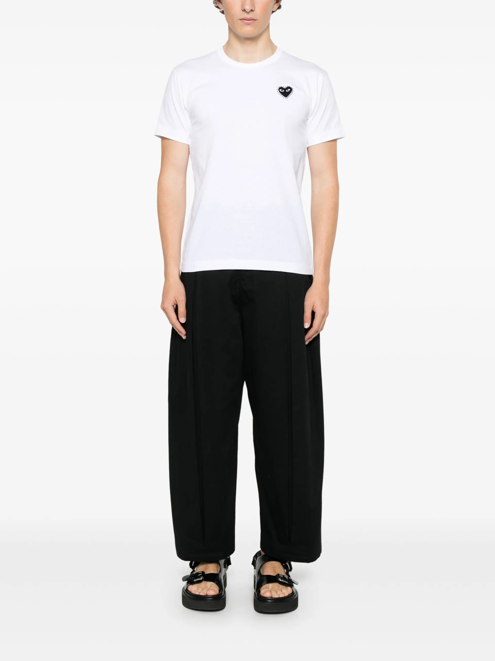 Comme Des Garçons Play Rhinestone-emblem T-shirt