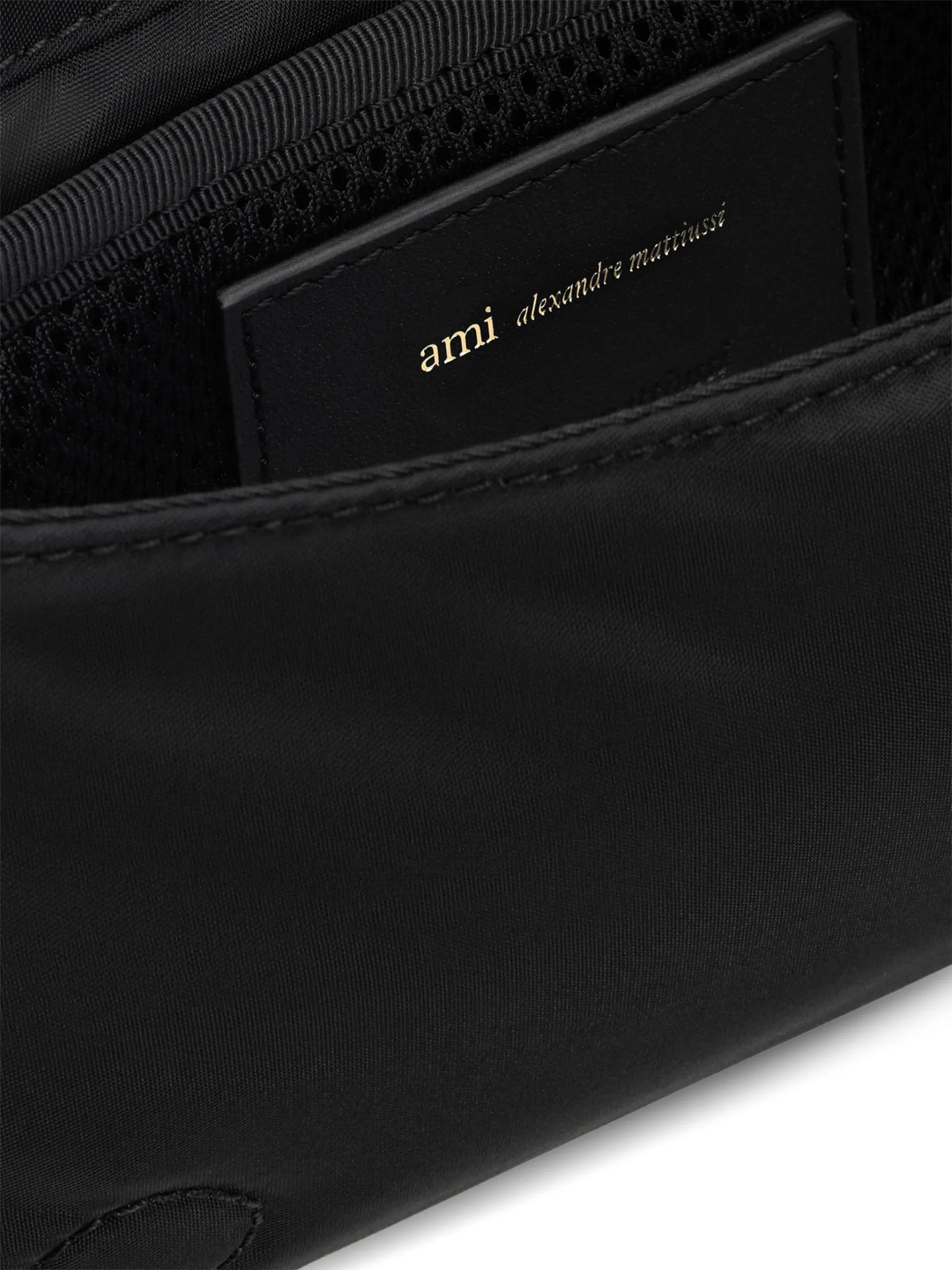 AMI Paris Marcel Shoulder Bag E26ULL710AW0001 Vue 6