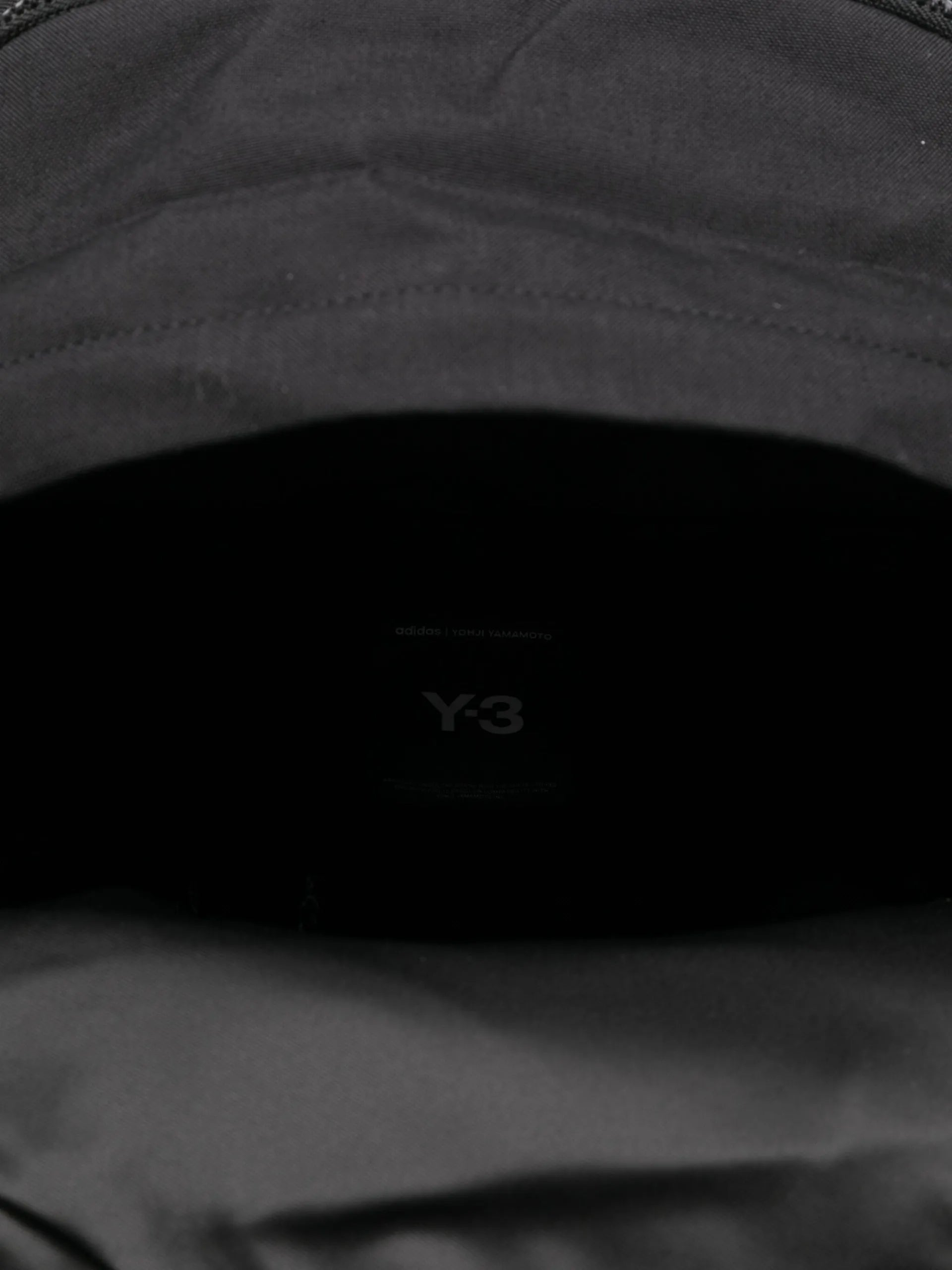 Y-3 Buckle Backpack JW6215 Vue 4