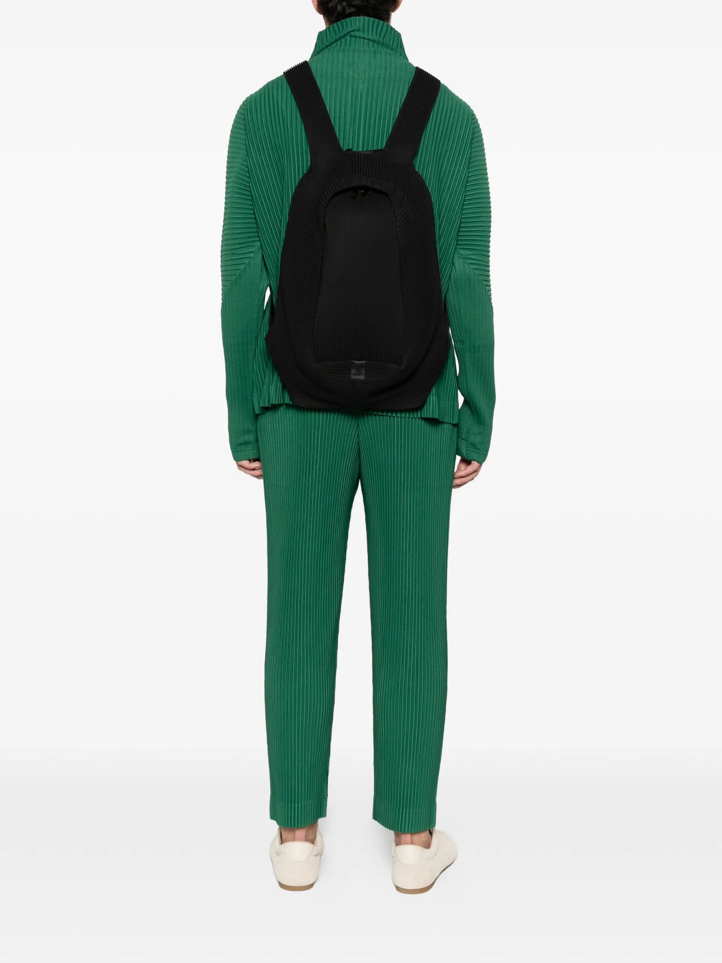 Homme Plissé Issey Miyake Pleated-effect Backpack - vue arriere - Homme Plissé Issey Miyake