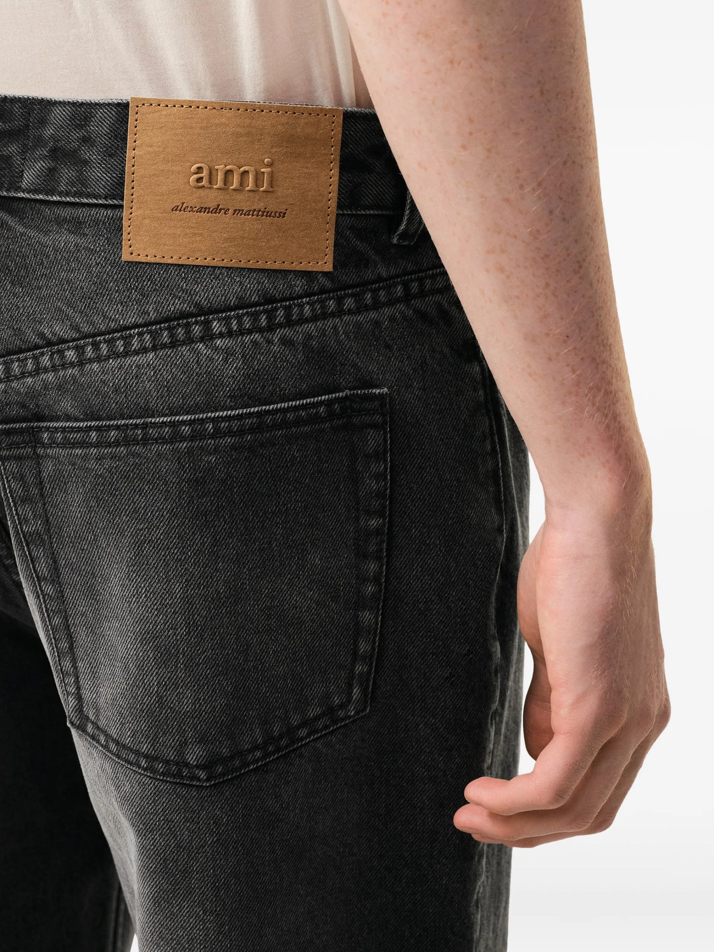 AMI Paris Large Fit Jeans E26HTR450DE0124 Vue 5