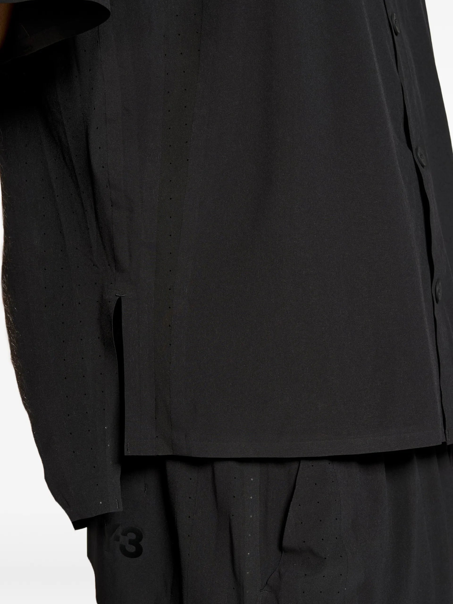 Y-3 Perforated-detail Short-sleeve Shirt KF6044 Vue 2