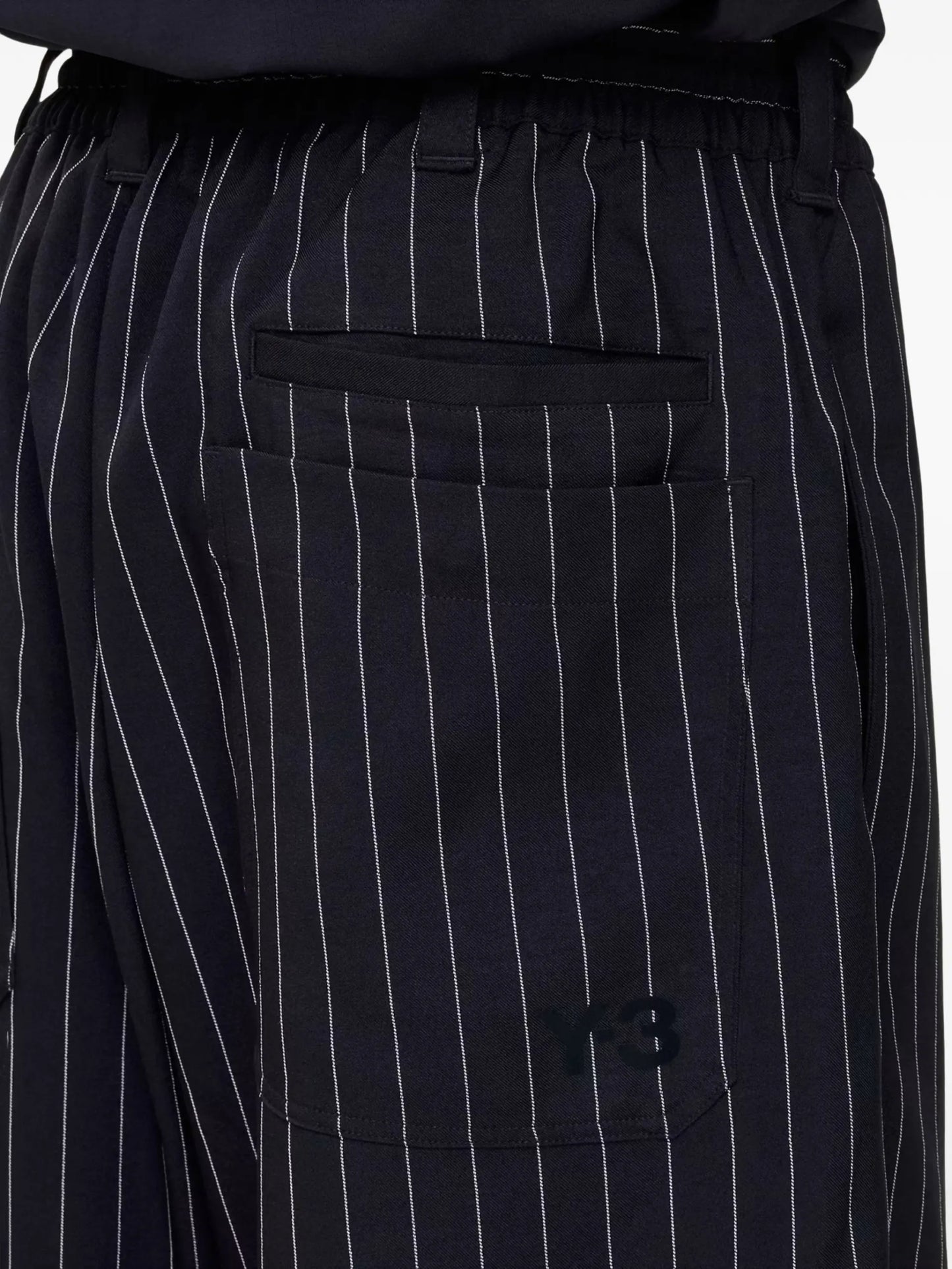 Y-3 Pinstripe Drawstring Shorts - detail - Y-3