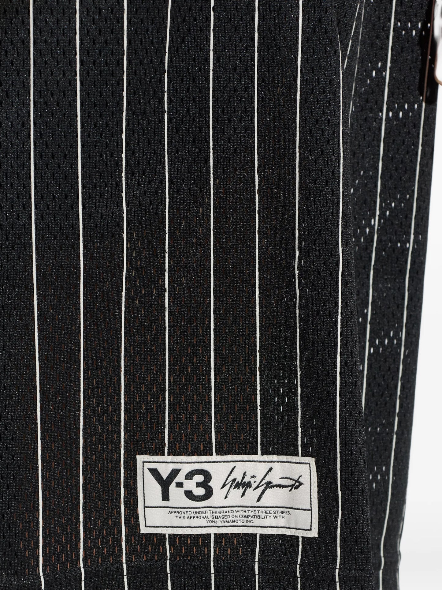 Y-3 Striped Drawstring Shorts KQ9829 Vue 5
