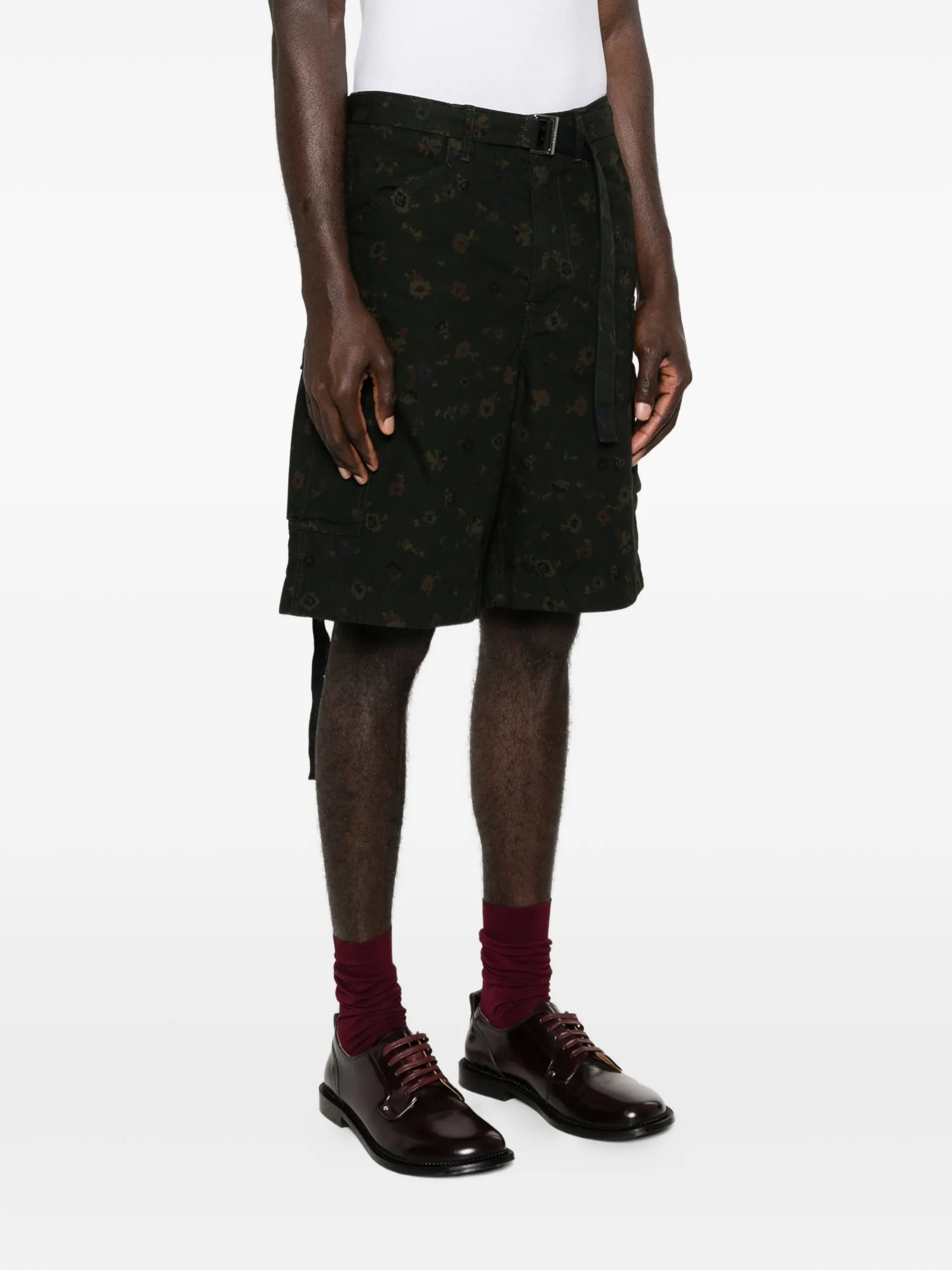 Sacai Floral-print Cargo Shorts 2603979M Vue 3