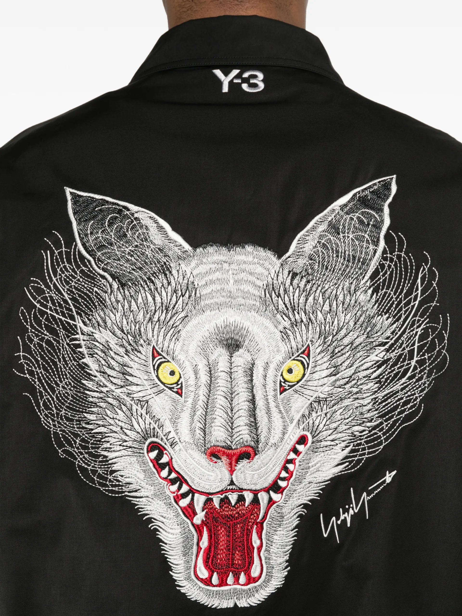 Y-3 X Mercedes-AMG Petronas F1 Logo-detail Jacket KR2375 Vue 5