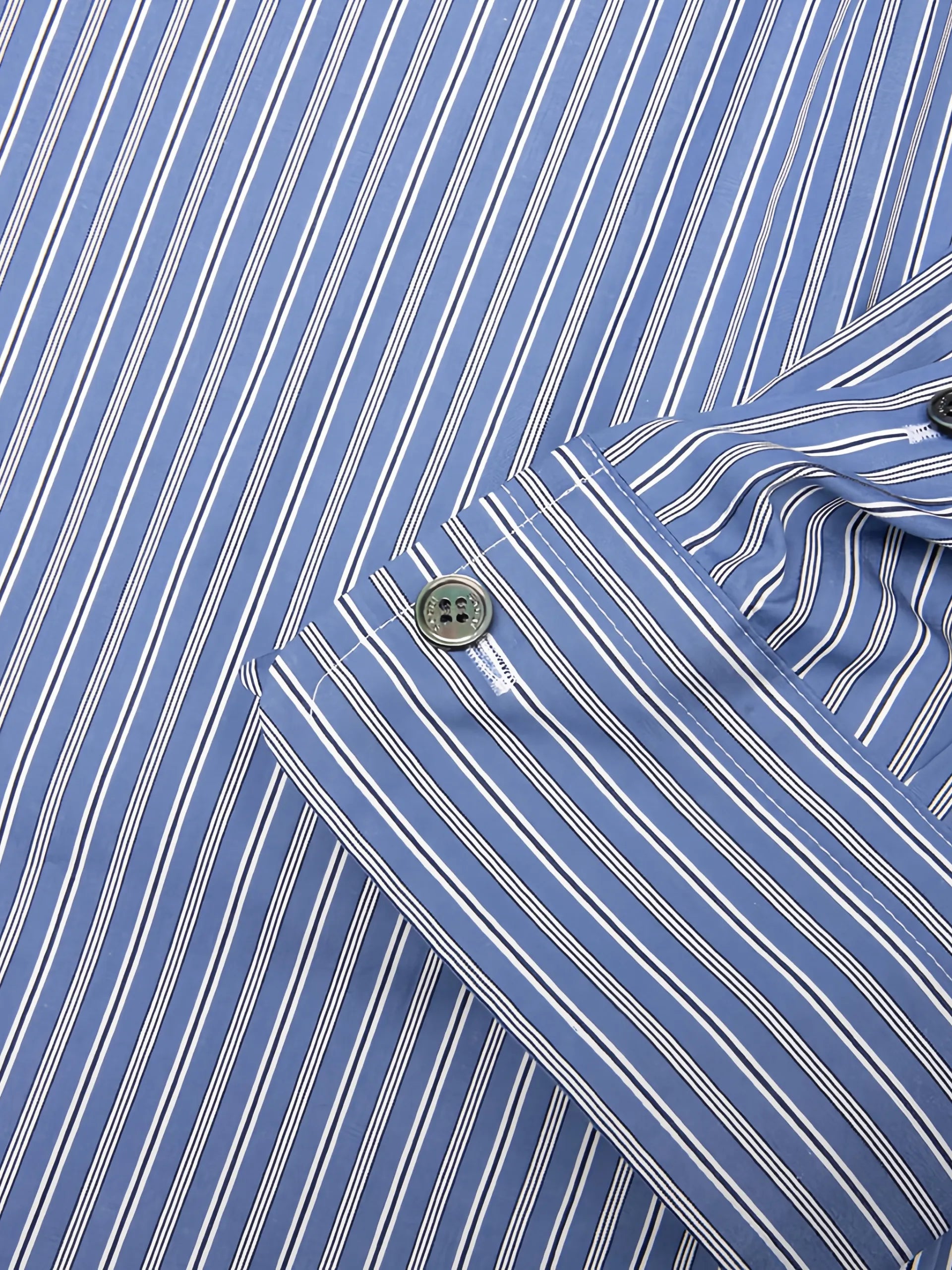 Sacai Striped Shirt 2603935M421 Vue 3