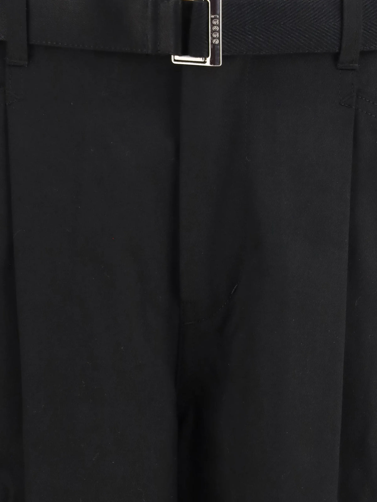 sacai belted pleated trousers coloris Black - vue 3