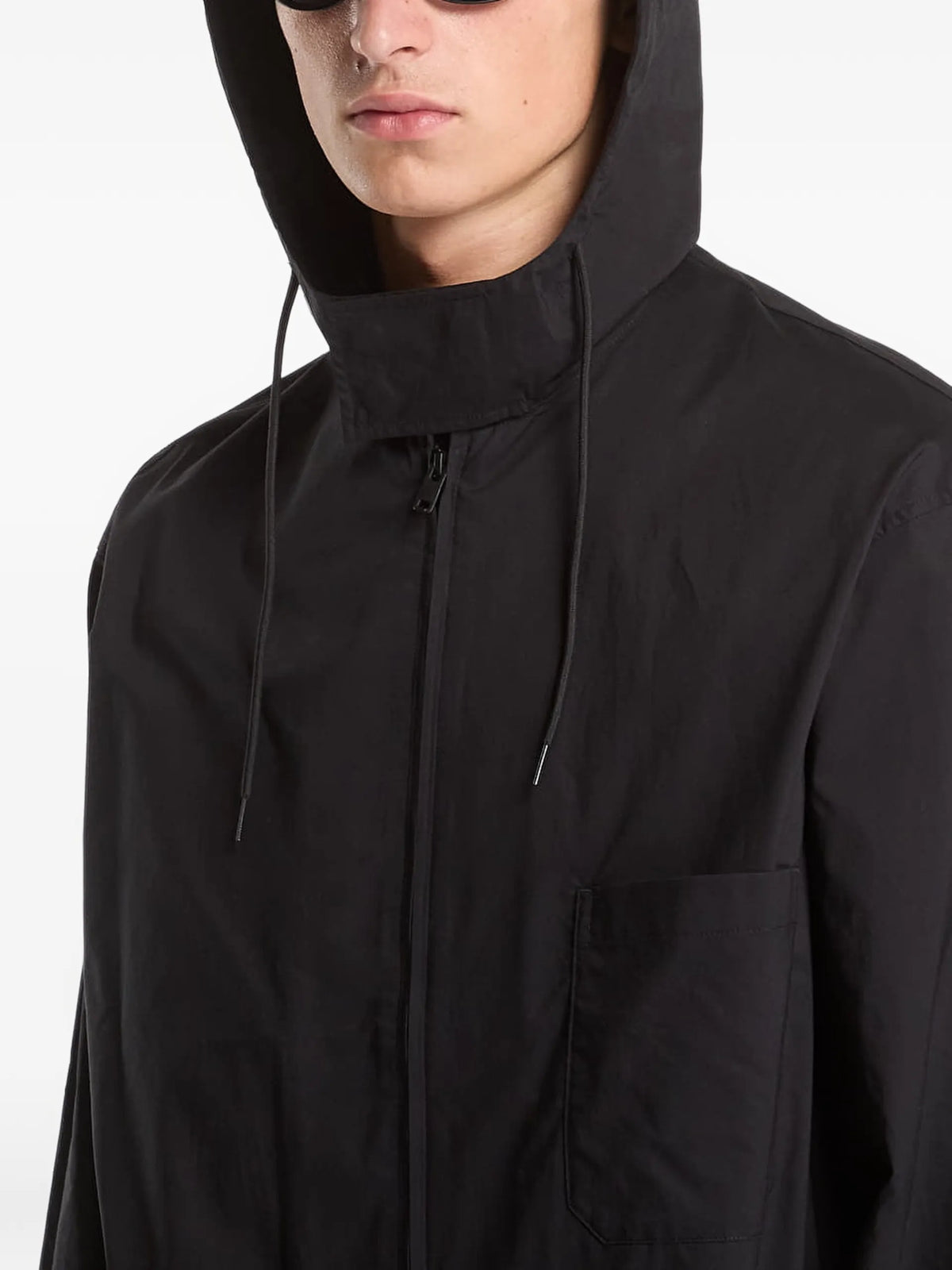 Y-3 Chito-graphic hooded shirt coloris Black - vue 4
