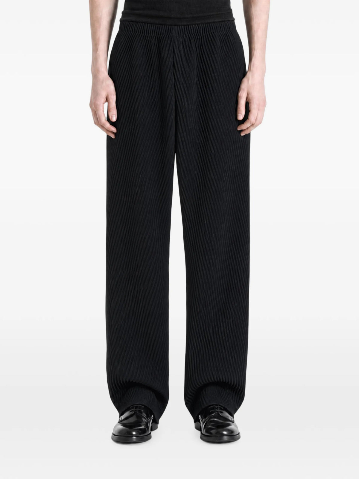 Homme Plissé Issey Miyake Slash pleated straight-leg trousers coloris Black