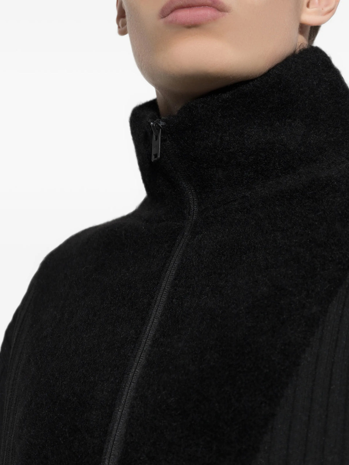 Y-3 knit sweatshirt with half-zip and colourblock panels coloris Black - vue 4