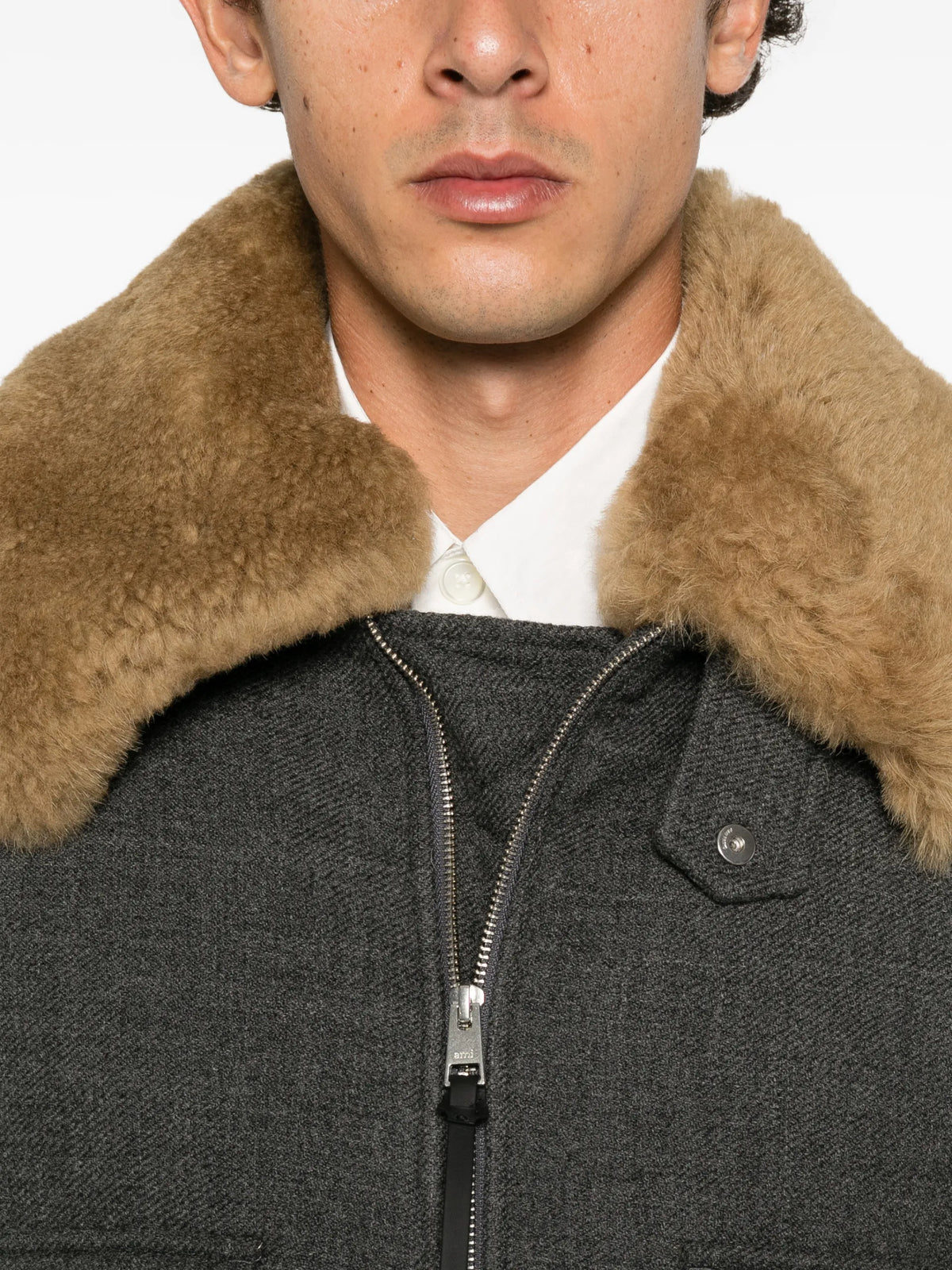 AMI Paris shearling-collar bomber jacket coloris Grey - vue 5